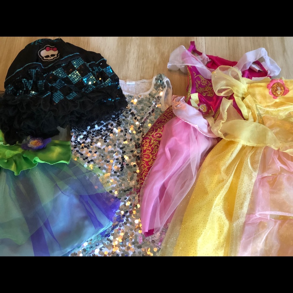 Little Girl Dress Up